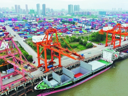 武漢進(jìn)口報關(guān)清關(guān)公司選哪家 17年報關(guān)經(jīng)驗